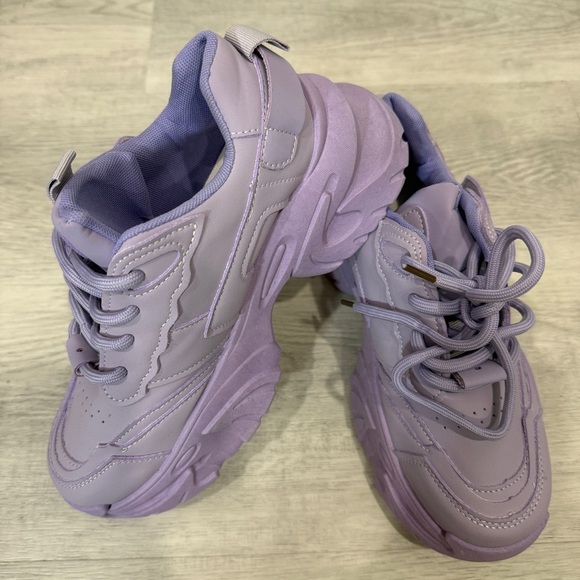 Chunky Women's Triple S Sneakers in Lilac Purple Size 9 - Picture 4 of 17